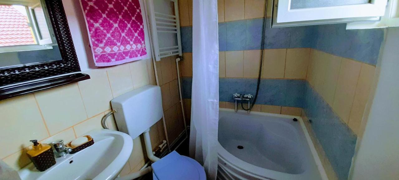 Novaci-Străini Pensiunea Casa Andreea المظهر الخارجي الصورة