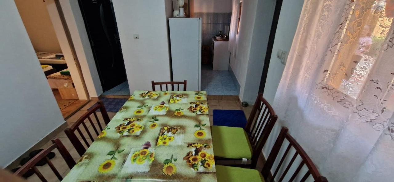 Novaci-Străini Pensiunea Casa Andreea المظهر الخارجي الصورة